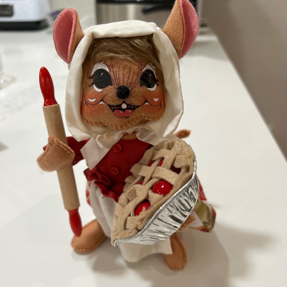 Annalee 2016 baking pie mouse